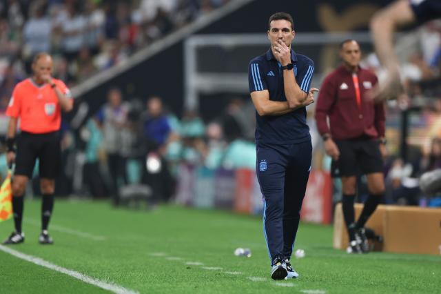 开云-【人物】从勤恳公牛到冠军主帅 斯卡洛尼出道即巅峰